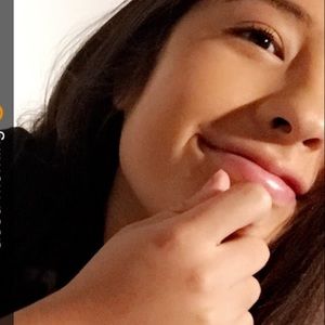 Meet your Posher, Alyssia